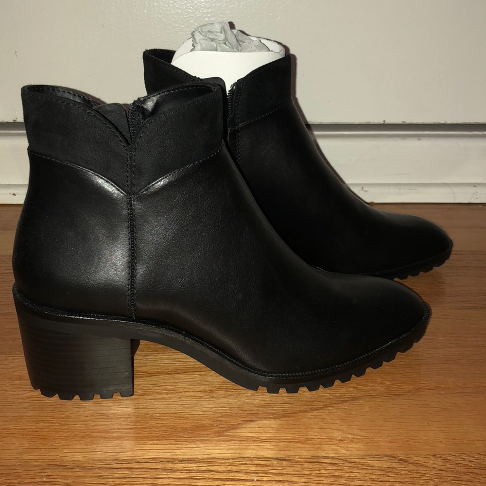 NWT zara black booties with faux suede/leather